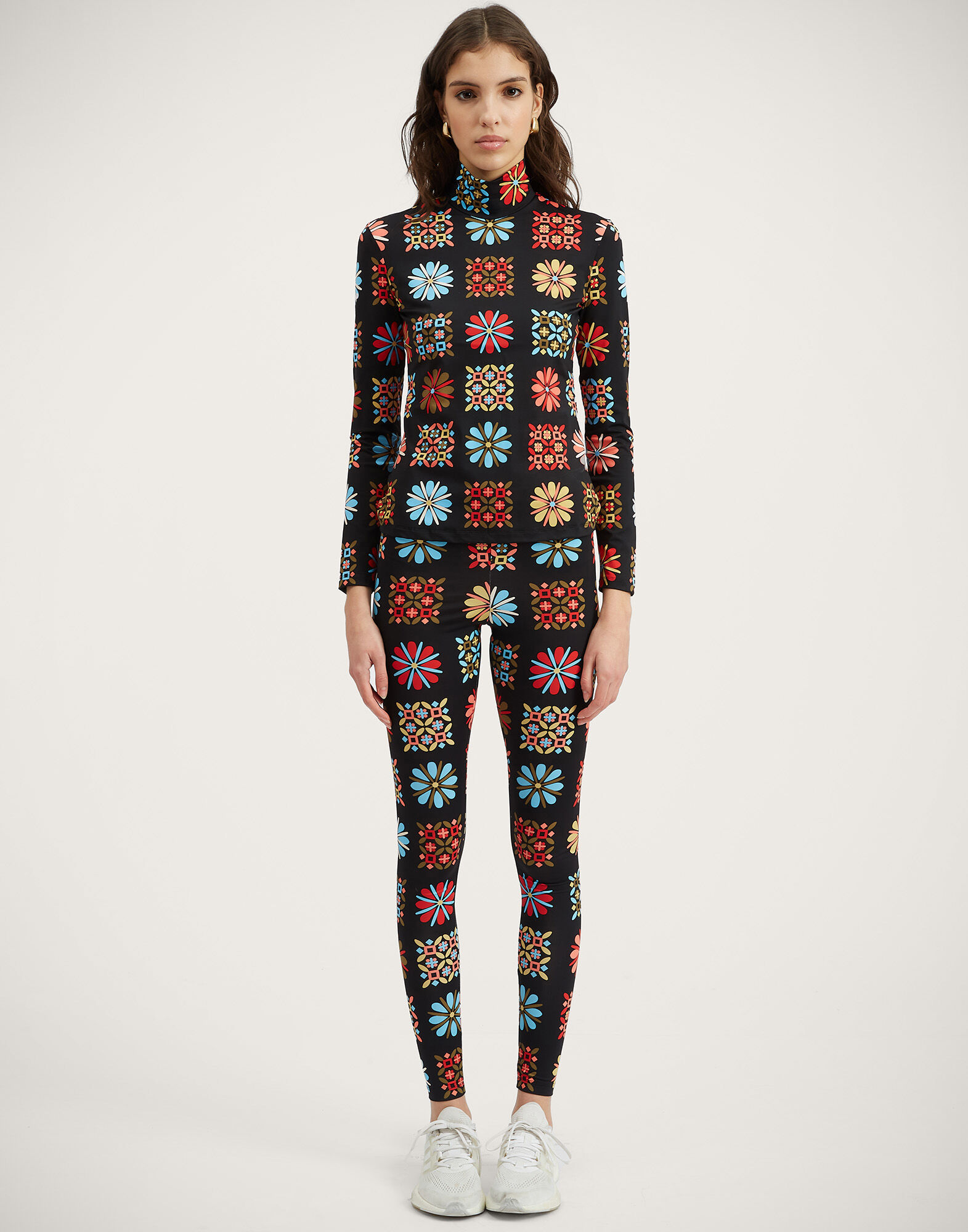 La DoubleJ Turtleneck Vetrata SHI0030JER005VET0001