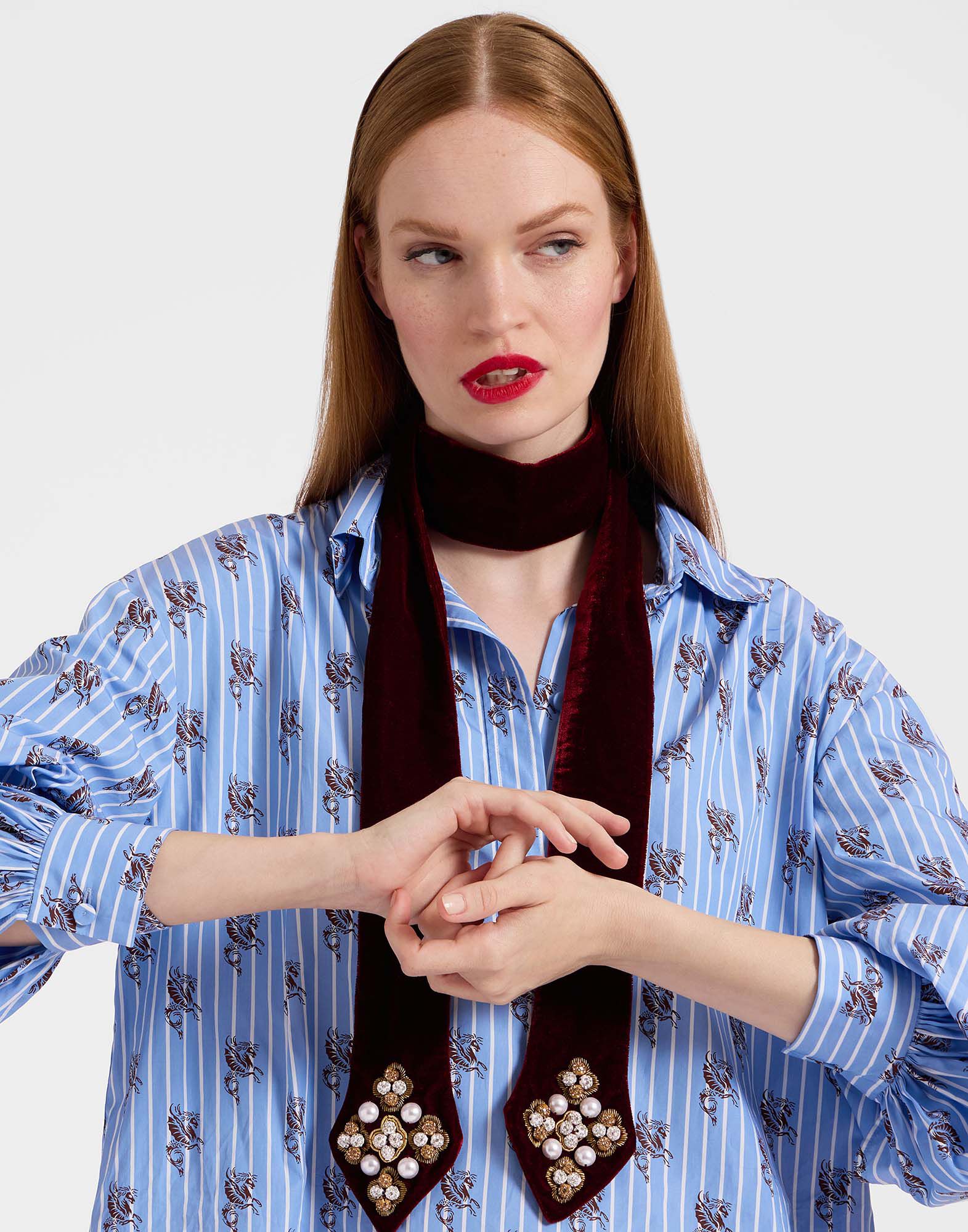 La DoubleJ Ella 2-Ways Stole Solid Red HEB0021VEL015SOLIDRE01