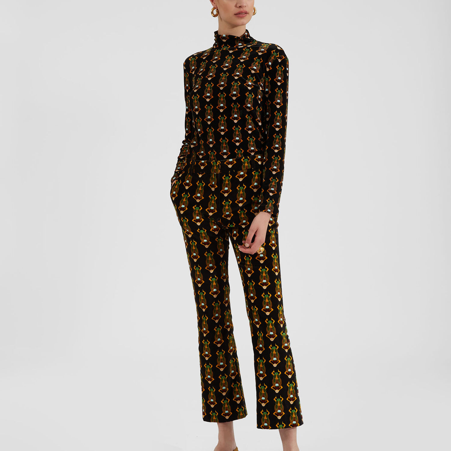 La Doublej Turtleneck In Scarab Black