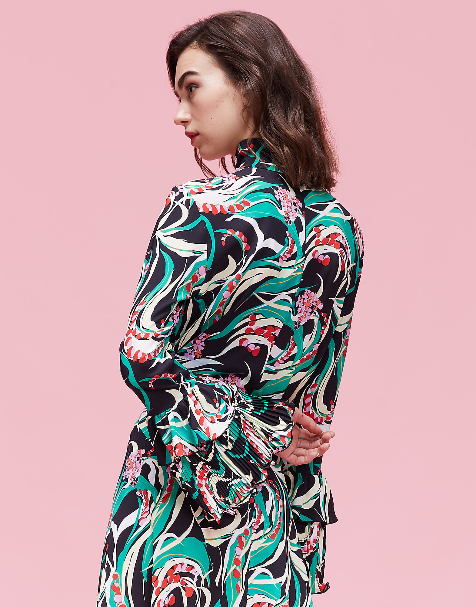 LaDoubleJ Frill Wrist Top Windy Flowers SHI0024VIS001WIN0001