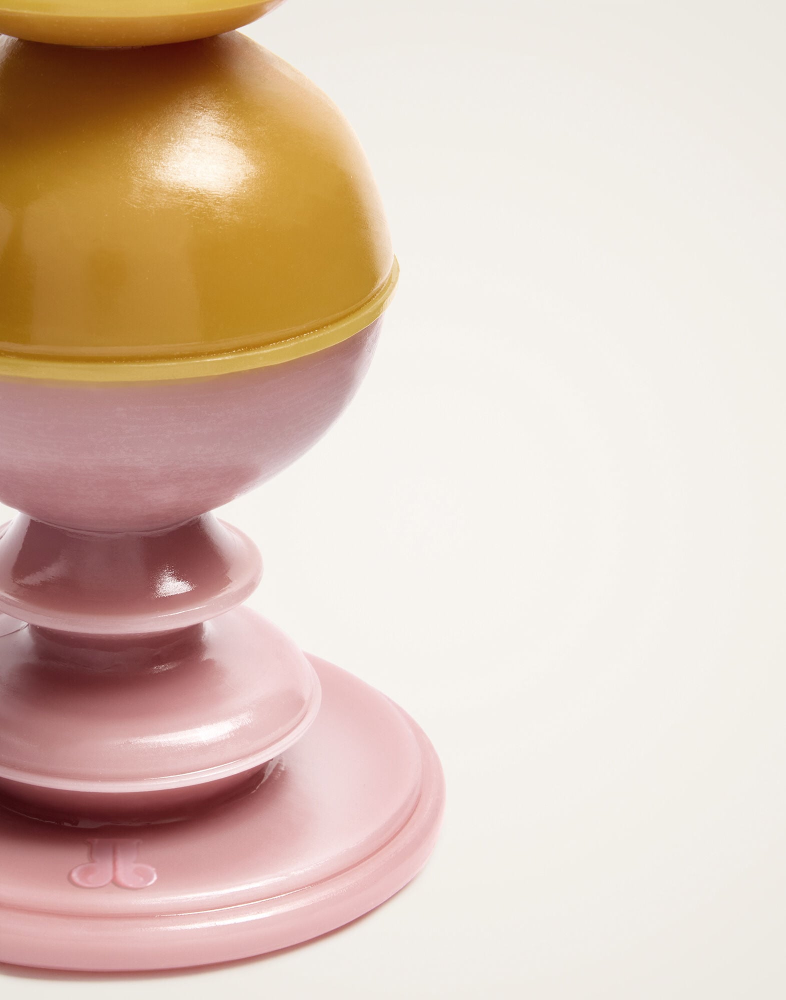 Small Space Station Candle La DoubleJ: Bicolor Saffron Small Space Station Candle La DoubleJ: Bicolor Saffron CAN0020WAX001