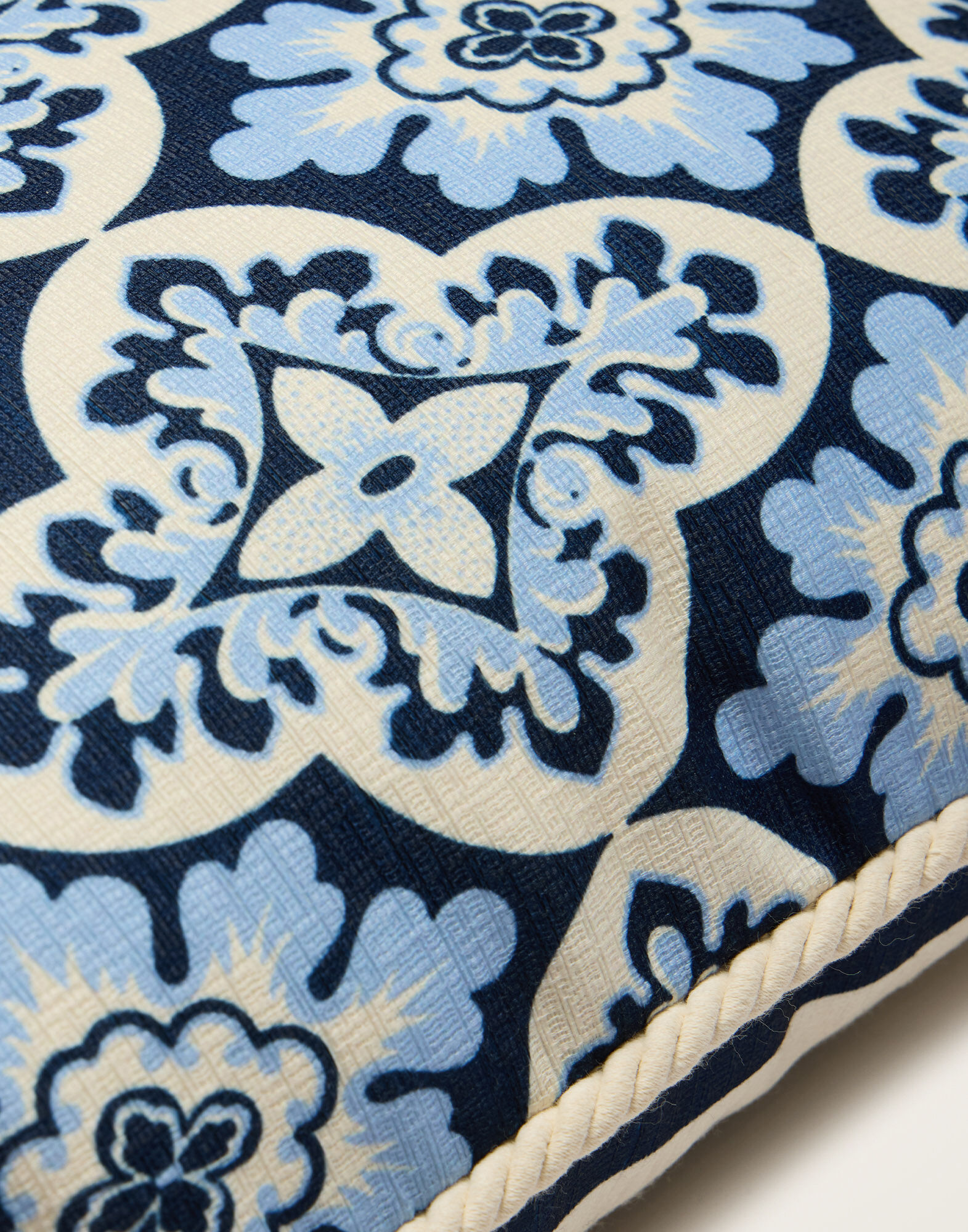 Outdoor Cushion (45X45) La DoubleJ: Palazzo Blue Outdoor Cushion (45X45) La DoubleJ: Palazzo Blue CUS0028POL001