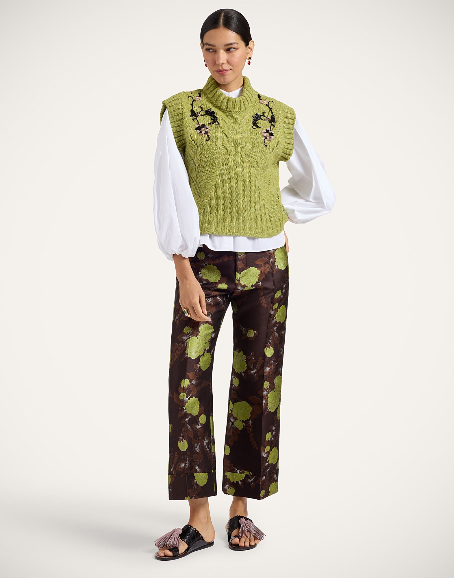 Cameo Vest La DoubleJ: Solid Light Green Cameo Vest La DoubleJ: Solid Light Green PUL0405KNI215