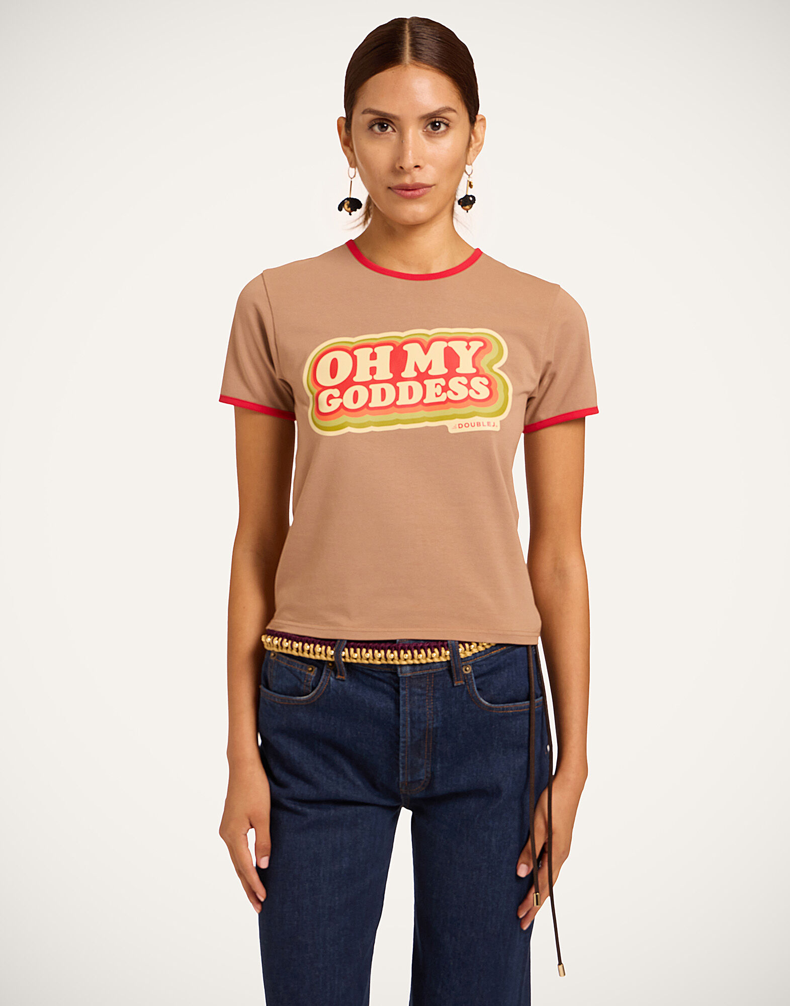 The Cu-Tee Crop La DoubleJ: Solid Beige The Cu-Tee Crop La DoubleJ: Solid Beige TSH0068JER076