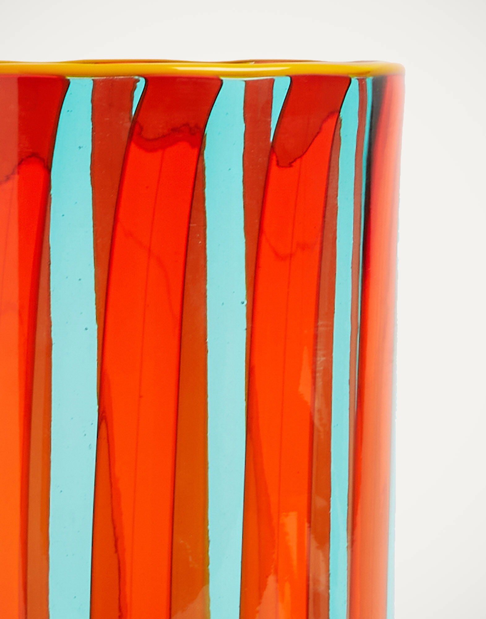 Torre Vase La DoubleJ: Red VAS0020MUR001
