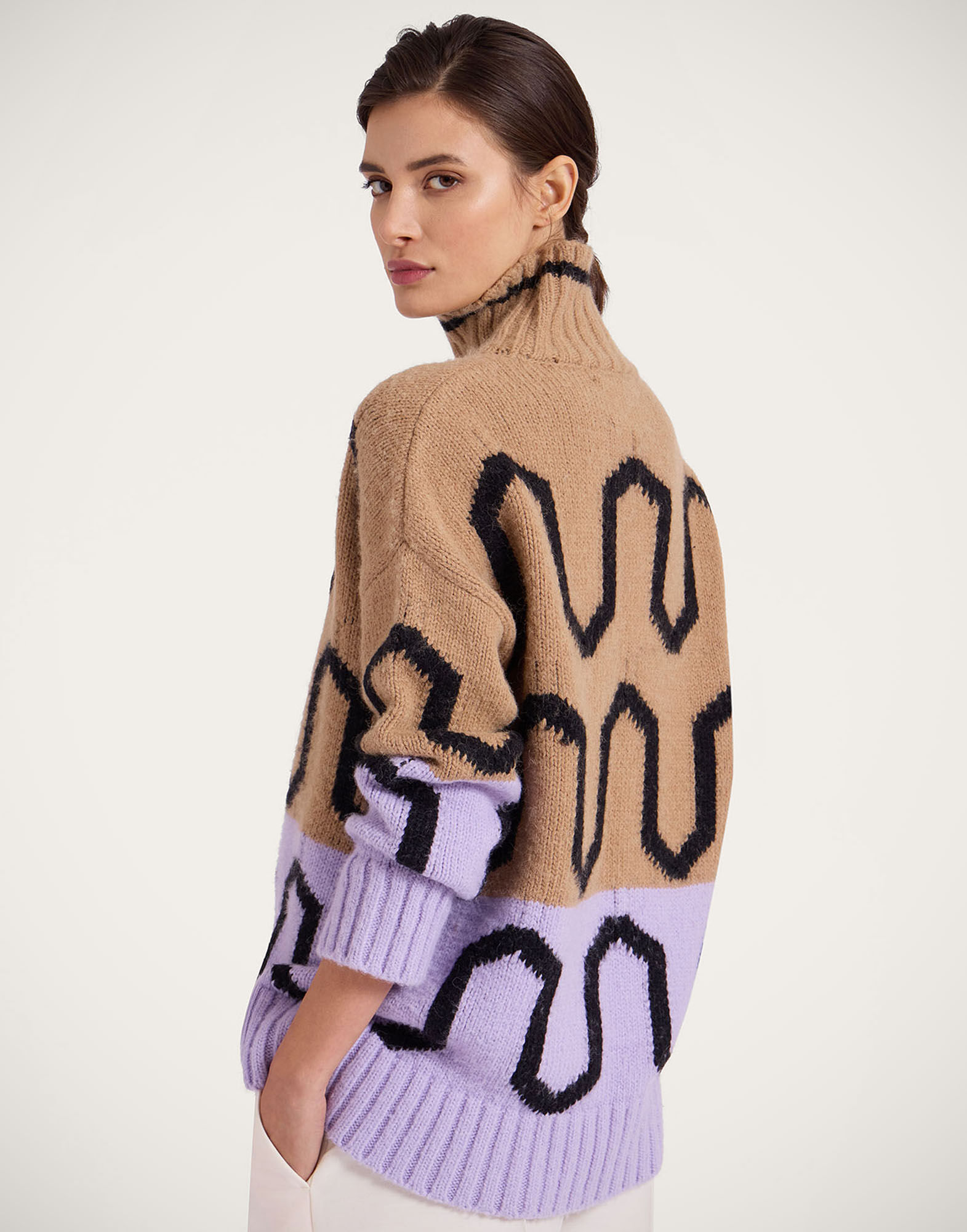 Comber Turtleneck La DoubleJ: Camel & Lilac Comber Turtleneck La DoubleJ: Camel & Lilac PUL0225KNI134