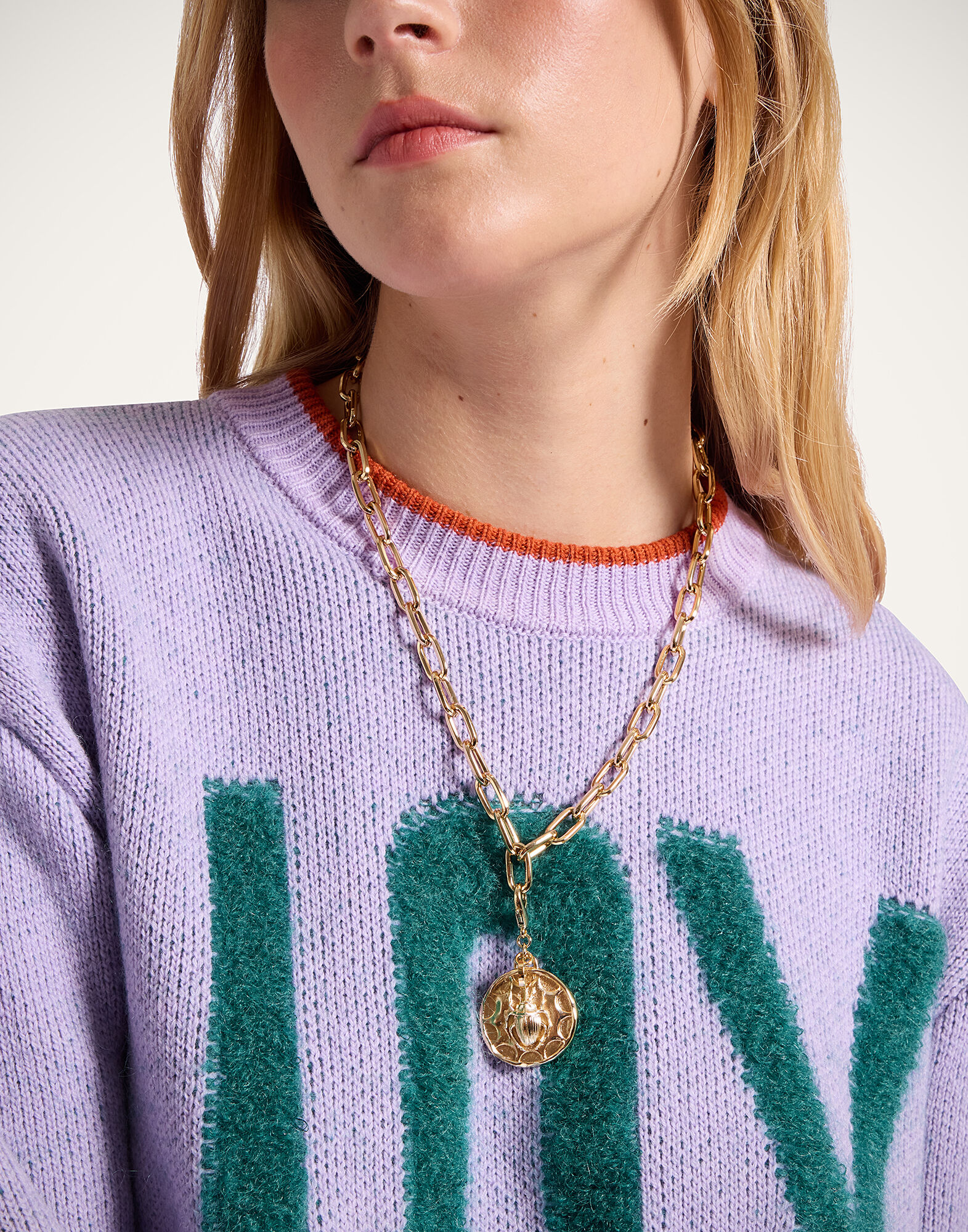 Scarab Charm La DoubleJ: 24k Gold Plate Scarab Charm La DoubleJ: 24k Gold Plate CHM0013BRA003