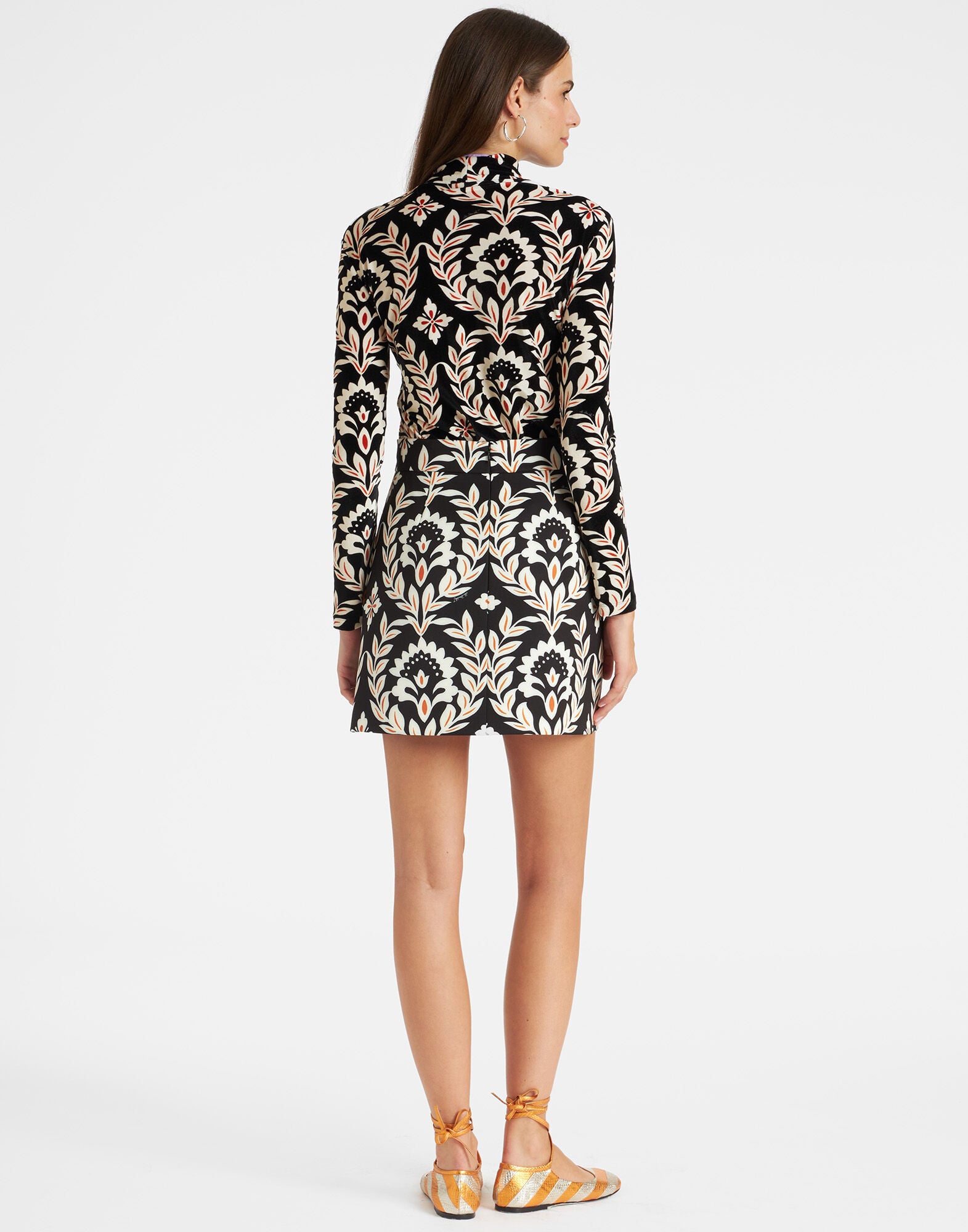 Turtleneck La DoubleJ: Ghirlanda Black Turtleneck La DoubleJ: Ghirlanda Black SHI0030VEL006