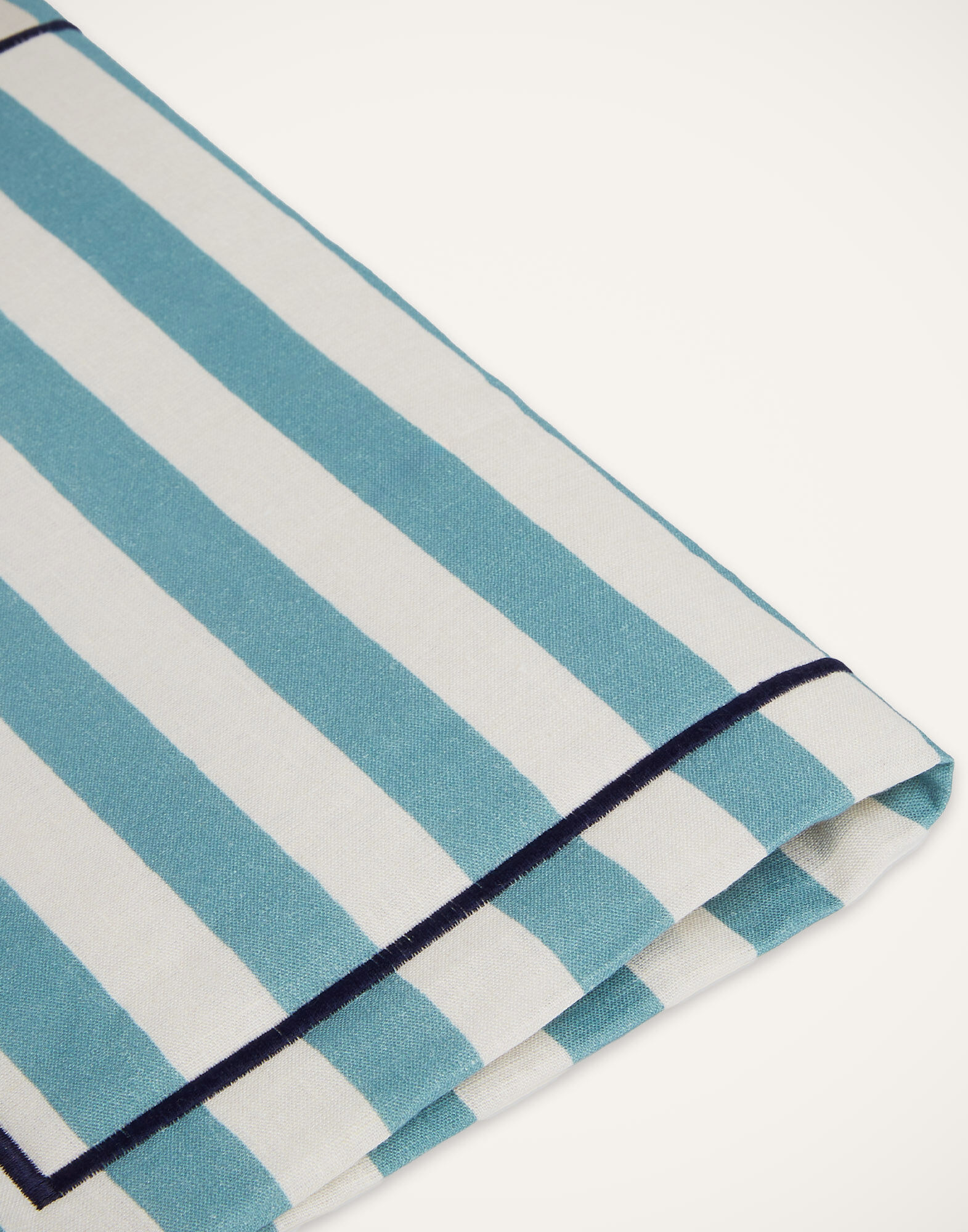 Placemat Set Of 2 La DoubleJ: Riviera Sky Blue Placemat Set Of 2 La DoubleJ: Riviera Sky Blue PMT0006LIN001