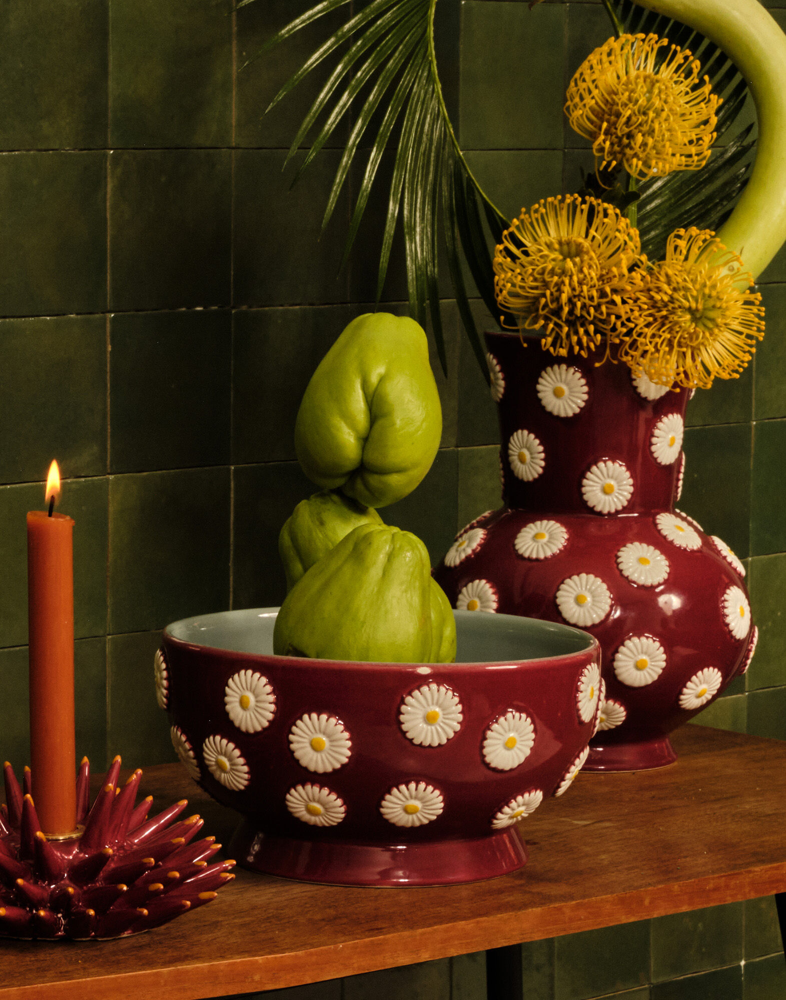 Daisy Centrepiece La DoubleJ: Margherita Bordeaux Daisy Centrepiece La DoubleJ: Margherita Bordeaux VAS0028CER004