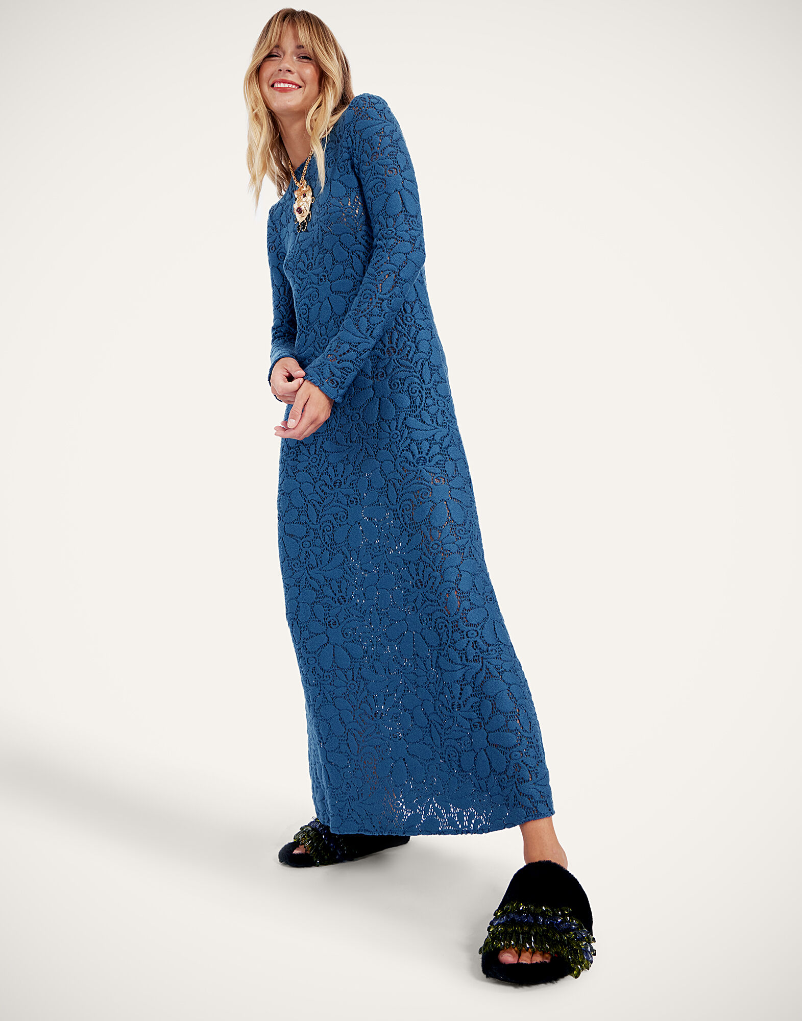 Lacey Long Sleeve Swing Dress La DoubleJ: Solid Blue Lacey Long Sleeve Swing Dress La DoubleJ: Solid Blue DRE0184LAC003