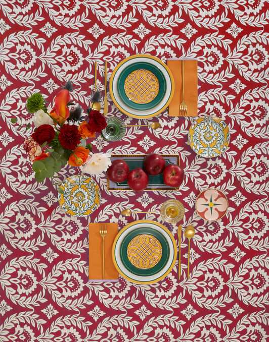 Large Tablecloth La DoubleJ: Garland Bordeaux Large Tablecloth La DoubleJ: Garland Bordeaux TBC0003LIN001