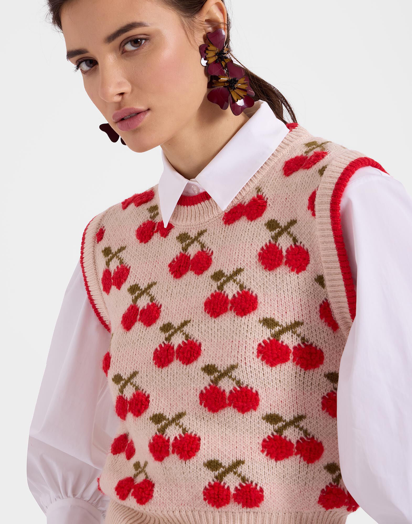Cherry Vest La DoubleJ: Off White PUL0134KNI092