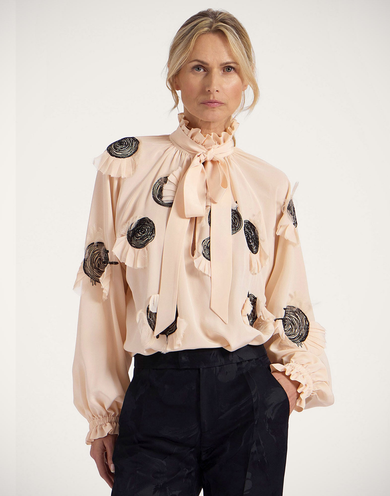 Cerere Blouse La DoubleJ: Solid Light Pink Cerere Blouse La DoubleJ: Solid Light Pink SHI0158COT087