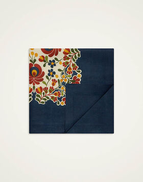 Square Tablecloth La DoubleJ: Windflower Placée Bordeaux TBC0021LIN008