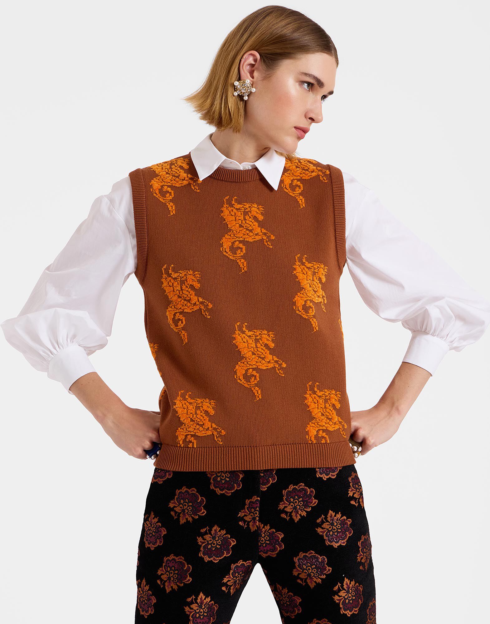 Gryphos Gilet La DoubleJ: Brown Gryphos Gilet La DoubleJ: Brown PUL0212KNI121