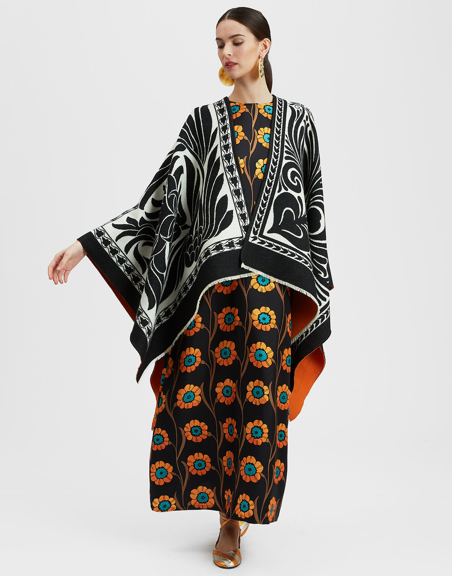 Poncho La DoubleJ: Mix Tiles Black Poncho La DoubleJ: Mix Tiles Black SCA0048WOL015