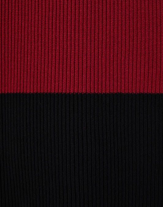 Make An Entrance Cape Bicolor La DoubleJ: Bicolor Burgundy and Black Make An Entrance Cape Bicolor La DoubleJ: Bicolor Burgundy and Black SCA0116KNI222