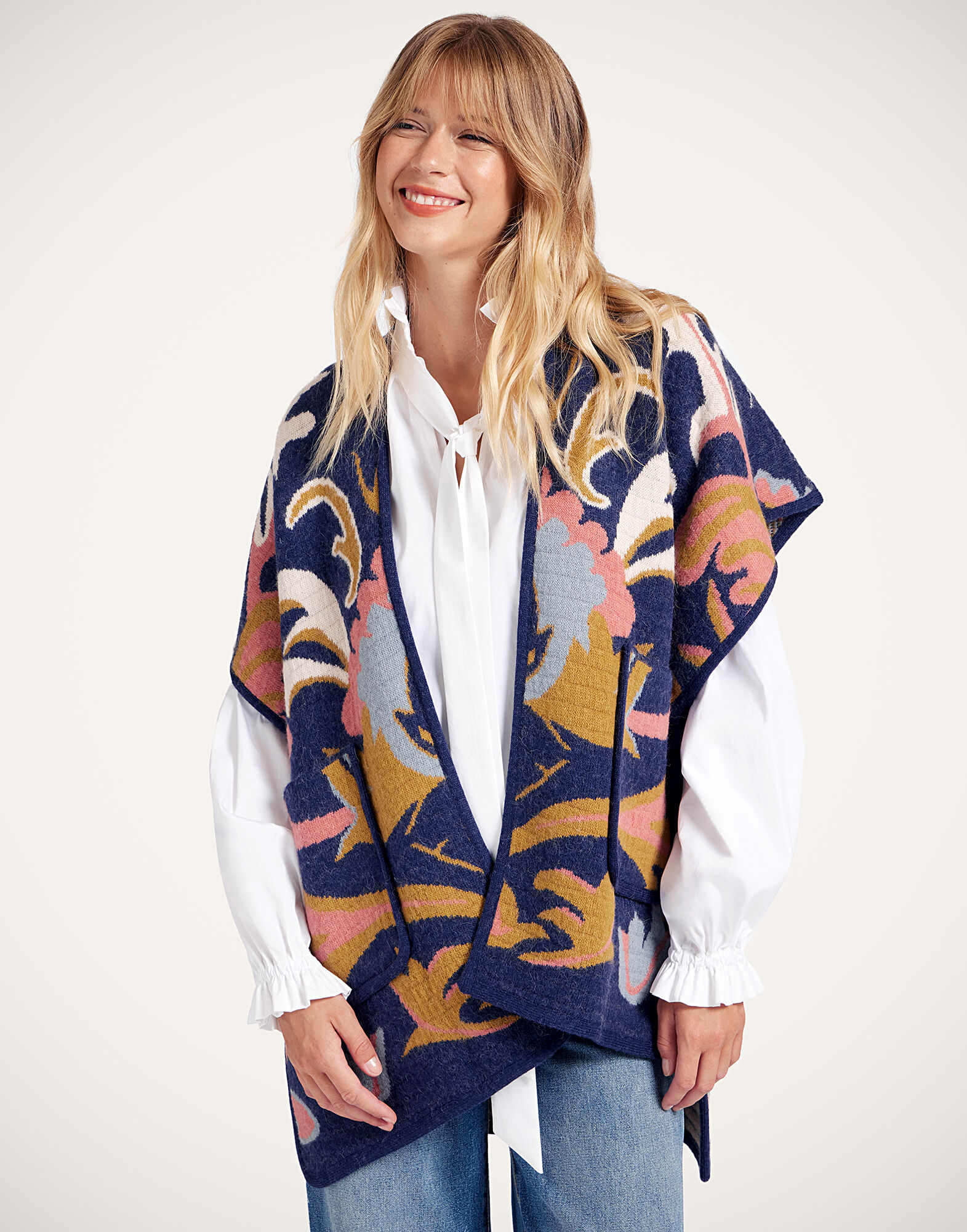 In My Power Knit Scarf Cape La DoubleJ: Multicolor Navy & Cream In My Power Knit Scarf Cape La DoubleJ: Multicolor Navy & Cream SCA0083KNI177