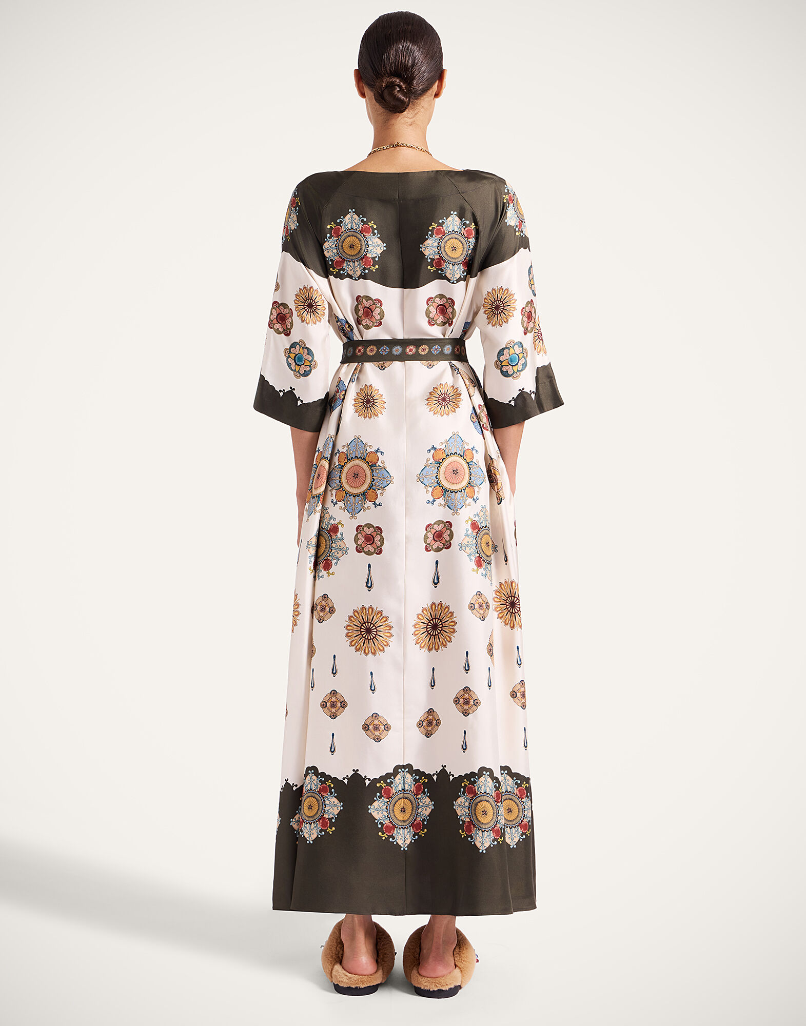 Muumuu Dress Round Neck La DoubleJ: Nucleus Placée Off White Muumuu Dress Round Neck La DoubleJ: Nucleus Placée Off White DRE0574SIL001
