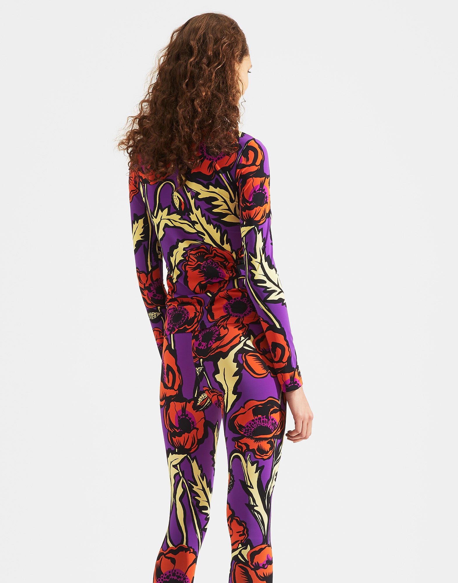 Turtleneck La DoubleJ: Big Blooms Viola Turtleneck LaDoubleJ: Big Blooms Viola SHI0030JER005