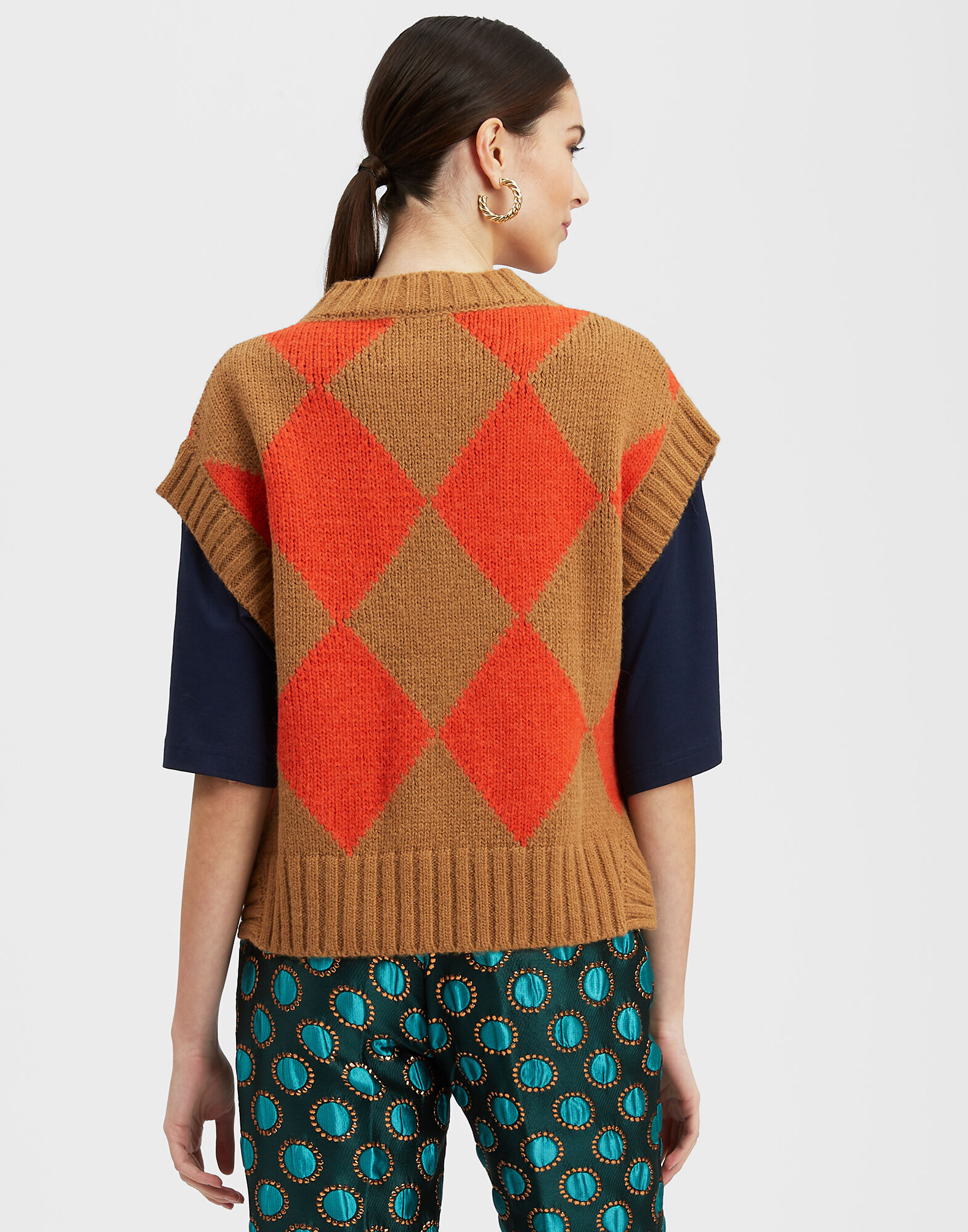 Argyle Gilet La DoubleJ: Camel / Orange Argyle Gilet La DoubleJ: Camel / Orange TOP0077KNI064