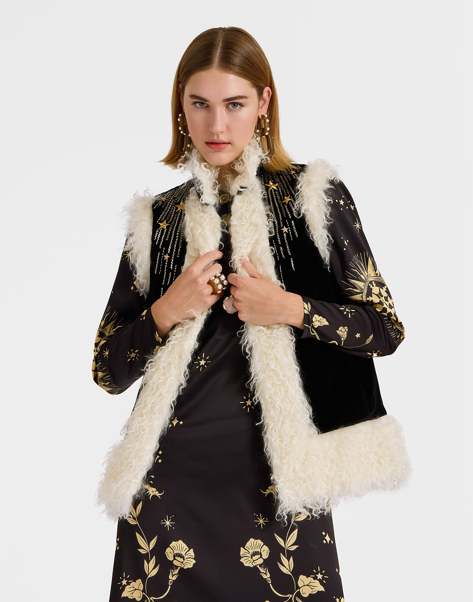 Sleeveless Folk Jacket La DoubleJ: Solid Black JAC0115VEL011