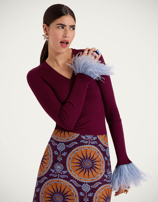 V-Neck High Kick Top La DoubleJ: Solid Burgandy V-Neck High Kick Top La DoubleJ: Solid Burgandy PUL0206KNI122
