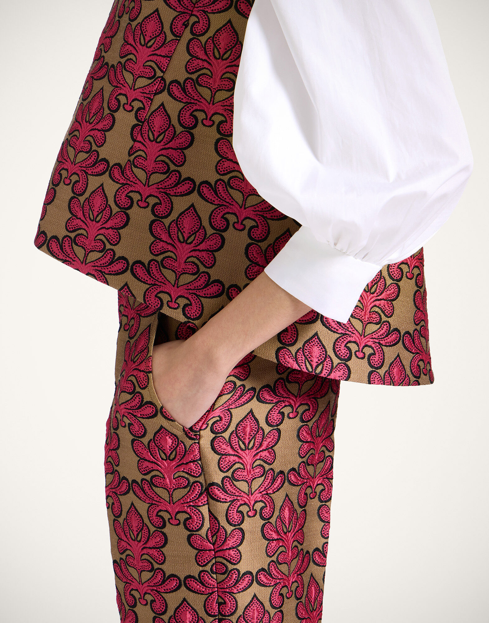 La Scala Top La DoubleJ: Herald Fuchsia La Scala Top La DoubleJ: Herald Fuchsia TOP0016JCQ094