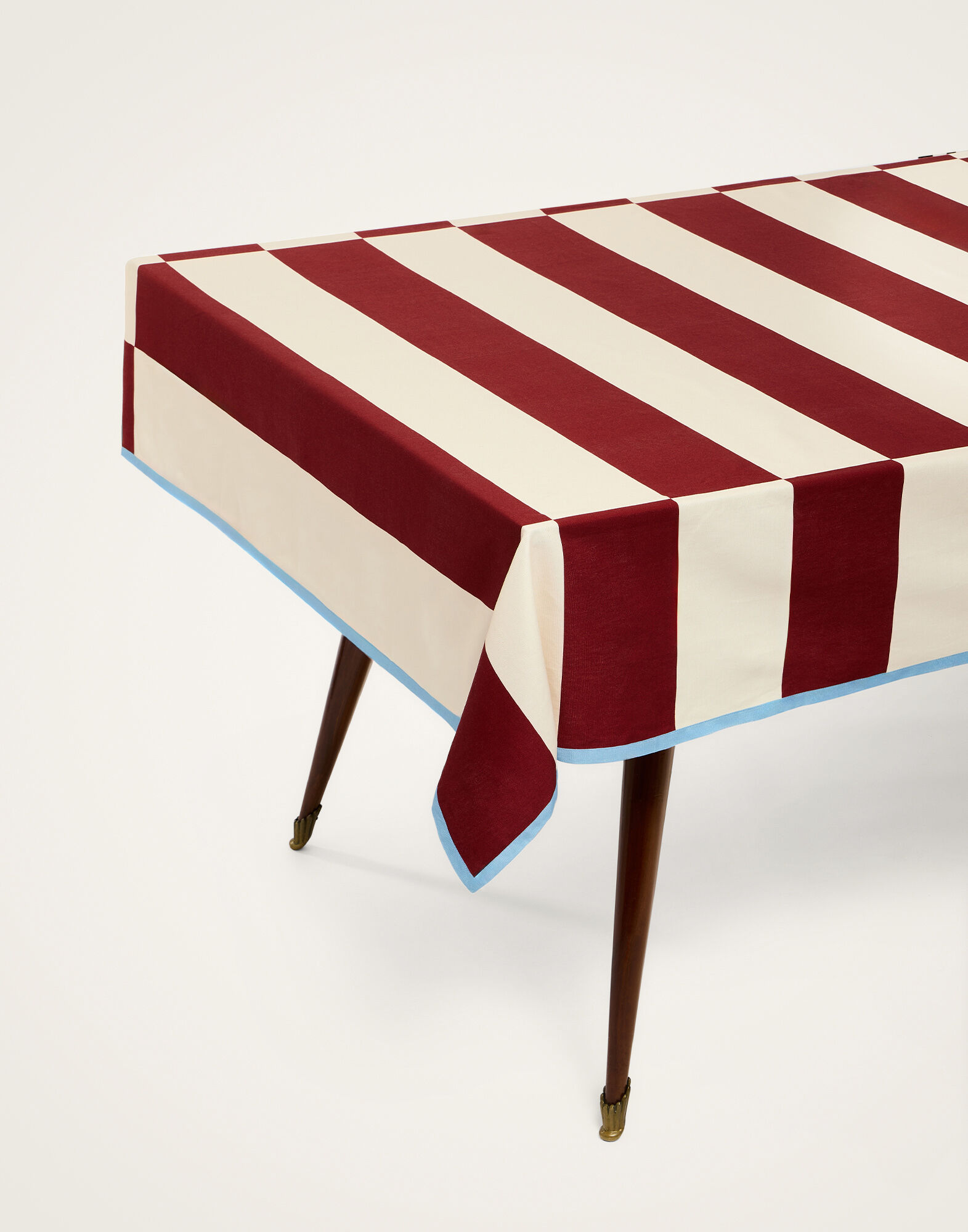 Medium Tablecloth La DoubleJ: Contrada Bordeaux Medium Tablecloth La DoubleJ: Contrada Bordeaux TBC0019COT073
