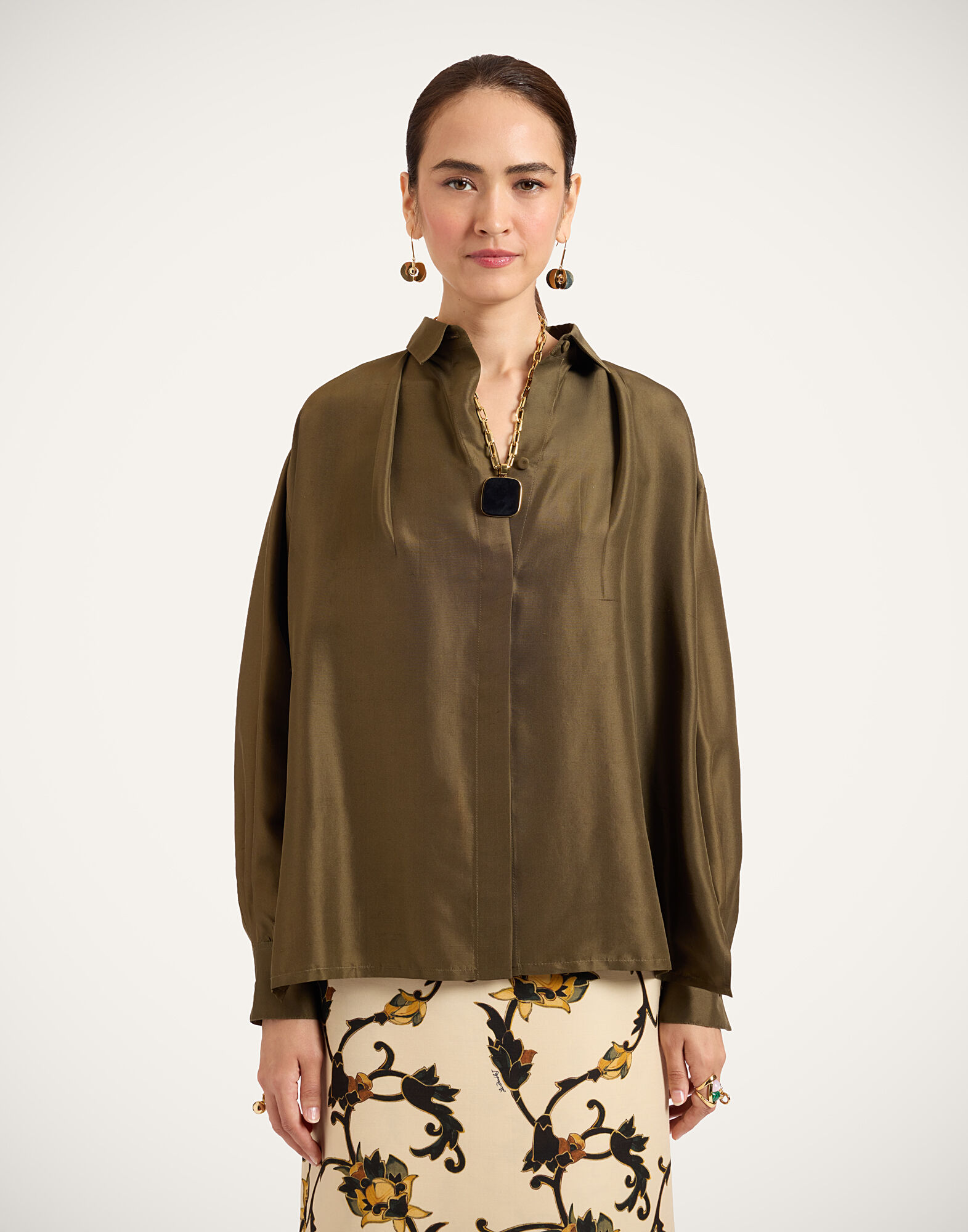 La Scala Shirt La DoubleJ: Solid Moss Green La Scala Shirt La DoubleJ: Solid Moss Green SHI0178SIL031