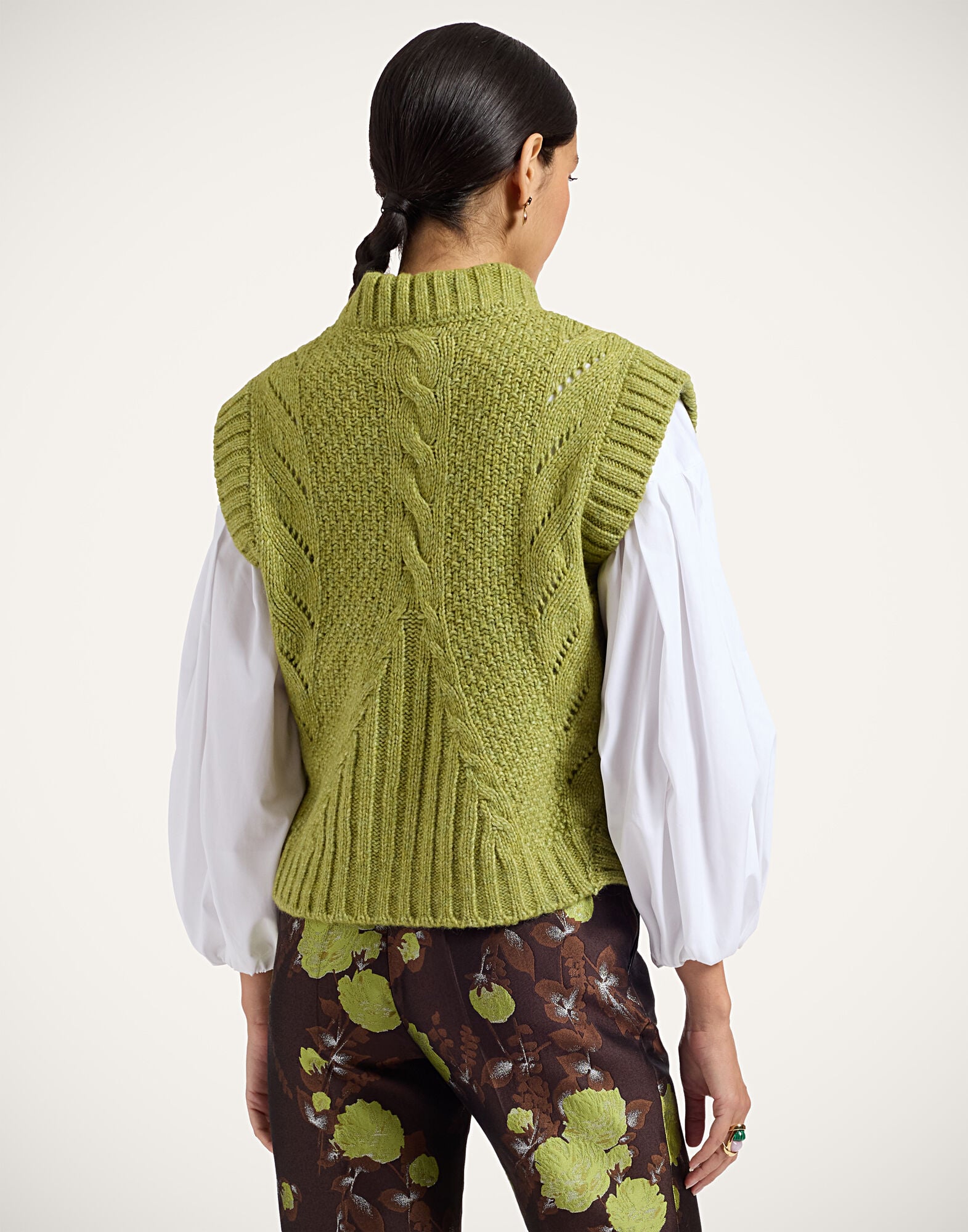Cameo Vest La DoubleJ: Solid Light Green Cameo Vest La DoubleJ: Solid Light Green PUL0405KNI215