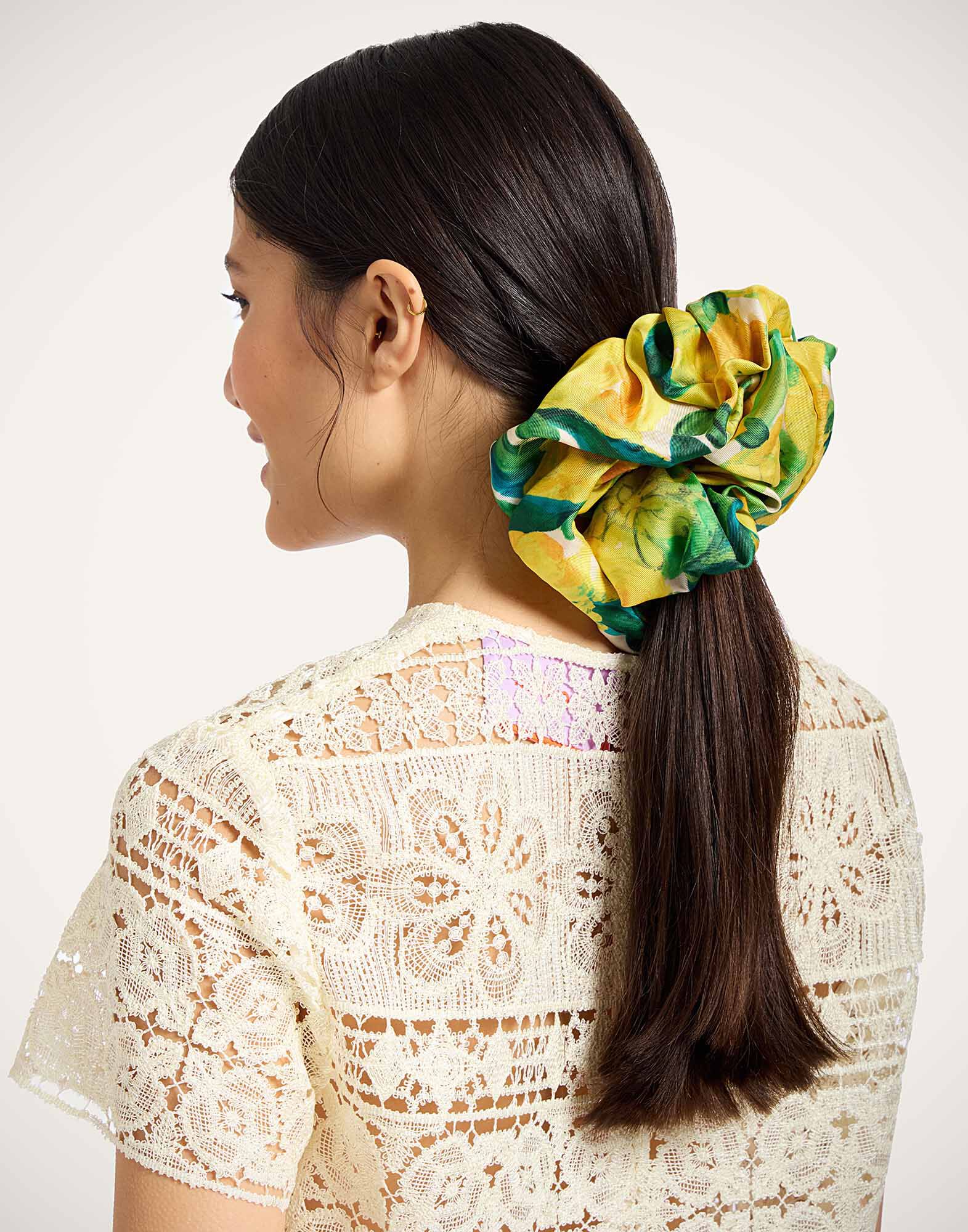 Giga Scrunchie La DoubleJ: Zesty Yellow Giga Scrunchie La DoubleJ: Zesty Yellow SCR0003SIL001