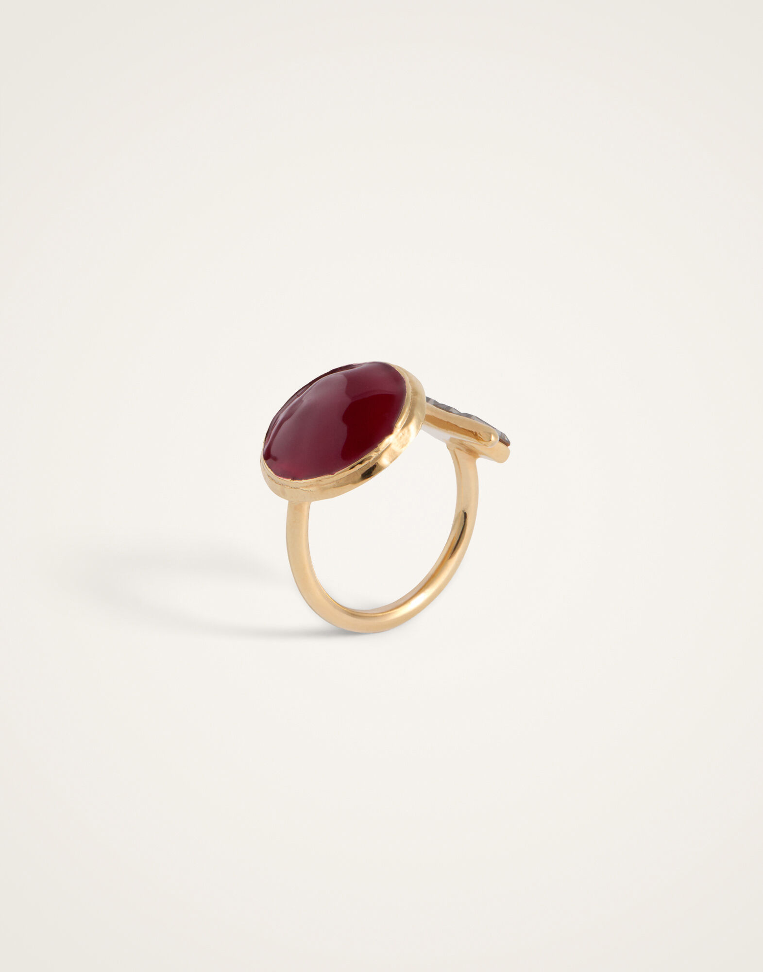Shen Loop Ring La DoubleJ: 24K Gold Plate And Enamel Shen Loop Ring La DoubleJ: 24K Gold Plate And Enamel RIN0021BRA003