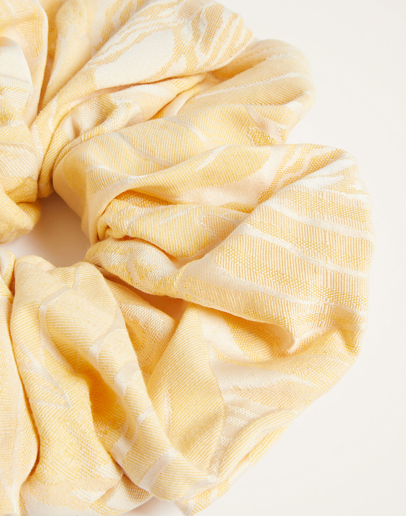 Giga Scrunchie La DoubleJ: Iris Yellow Giga Scrunchie La DoubleJ: Iris Yellow SCR0003JCQ109