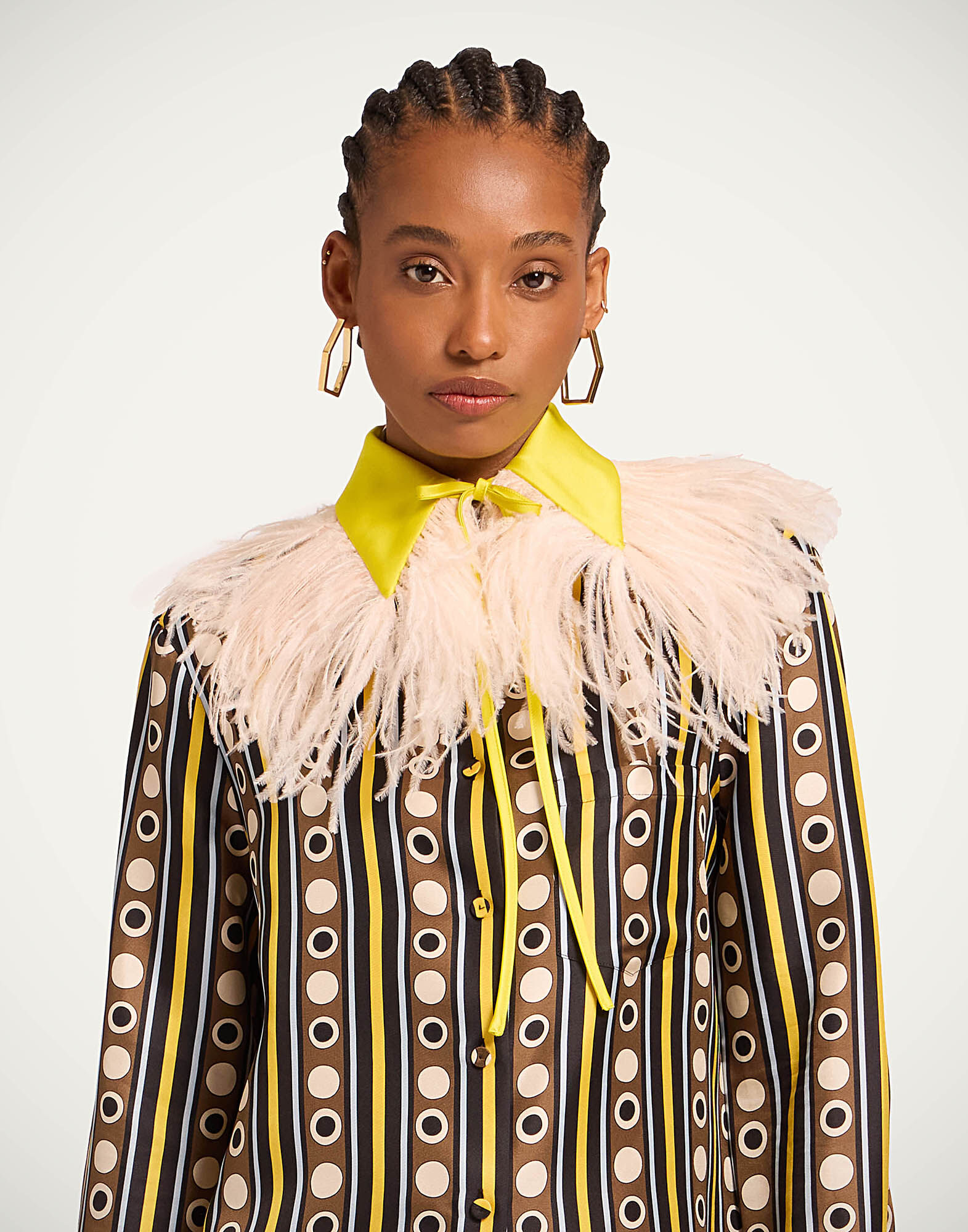 La Scala Collar La DoubleJ: Solid Yellow La Scala Collar La DoubleJ: Solid Yellow SCA0101SIL027
