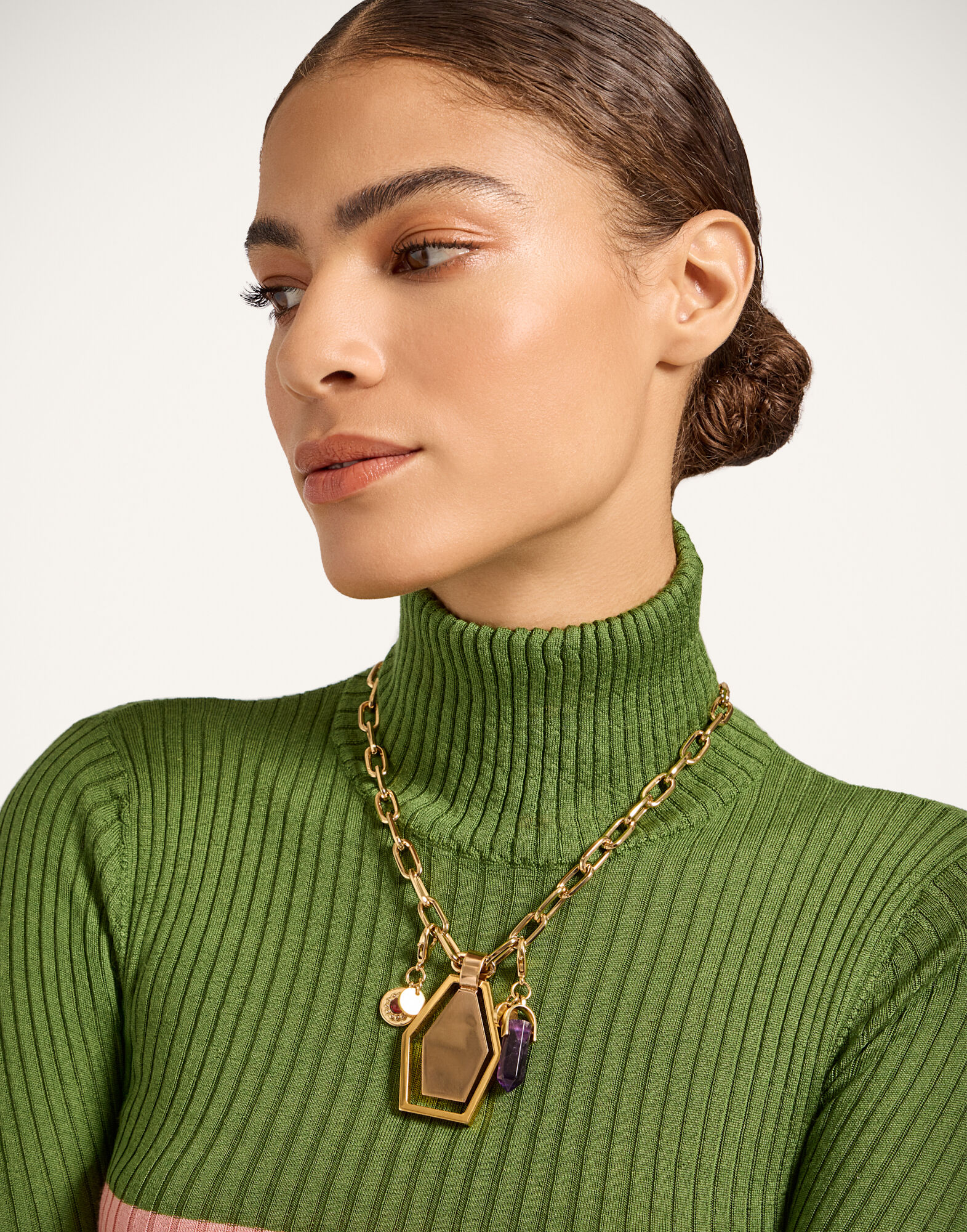 Swinging Portal Necklace La DoubleJ: 24k Gold Plate Swinging Portal Necklace La DoubleJ: 24k Gold Plate NEC0022BRA003