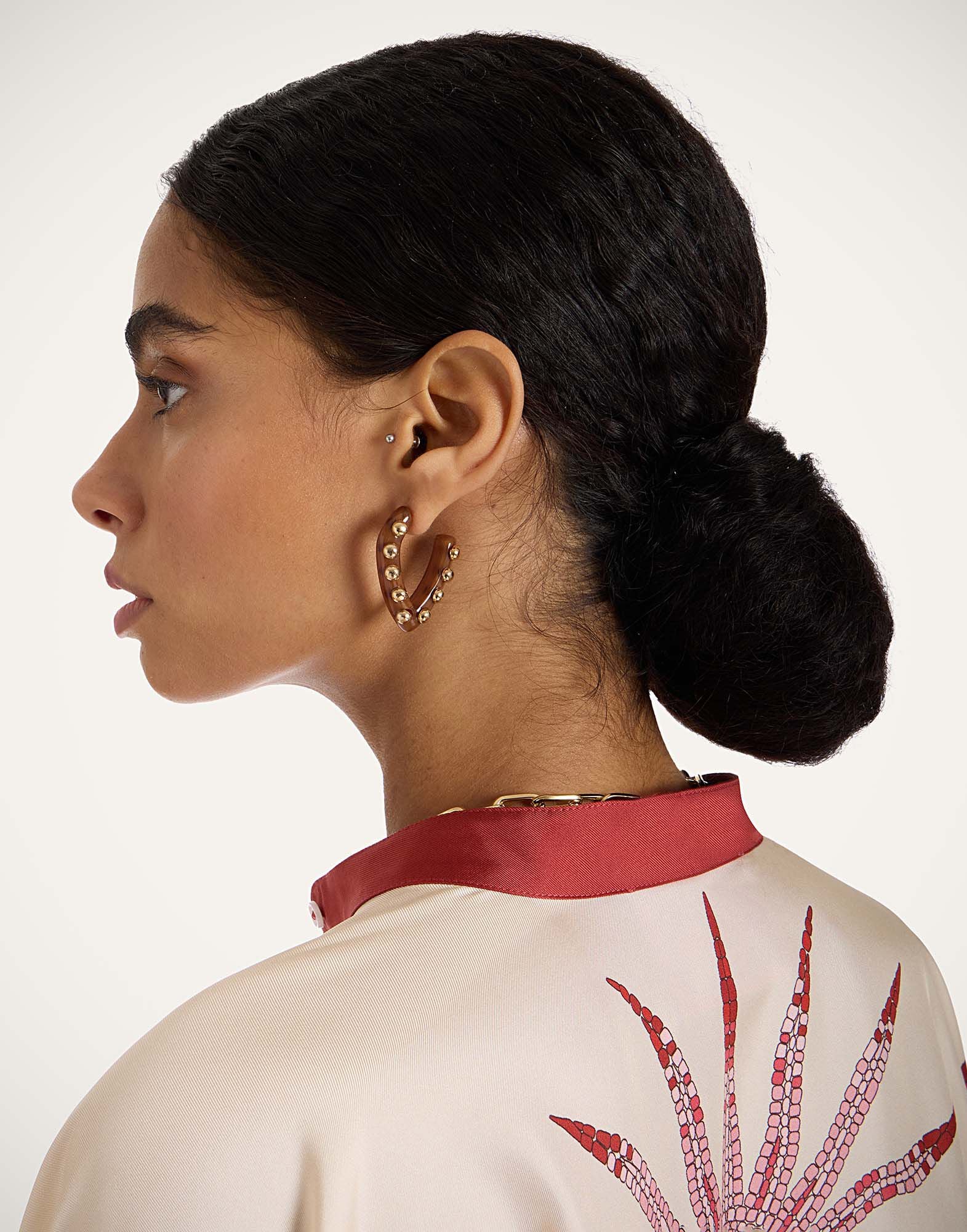 Dew Earrings Mini La DoubleJ: Solid Tobacco Dew Earrings Mini La DoubleJ: Solid Tobacco EAR0055POL004