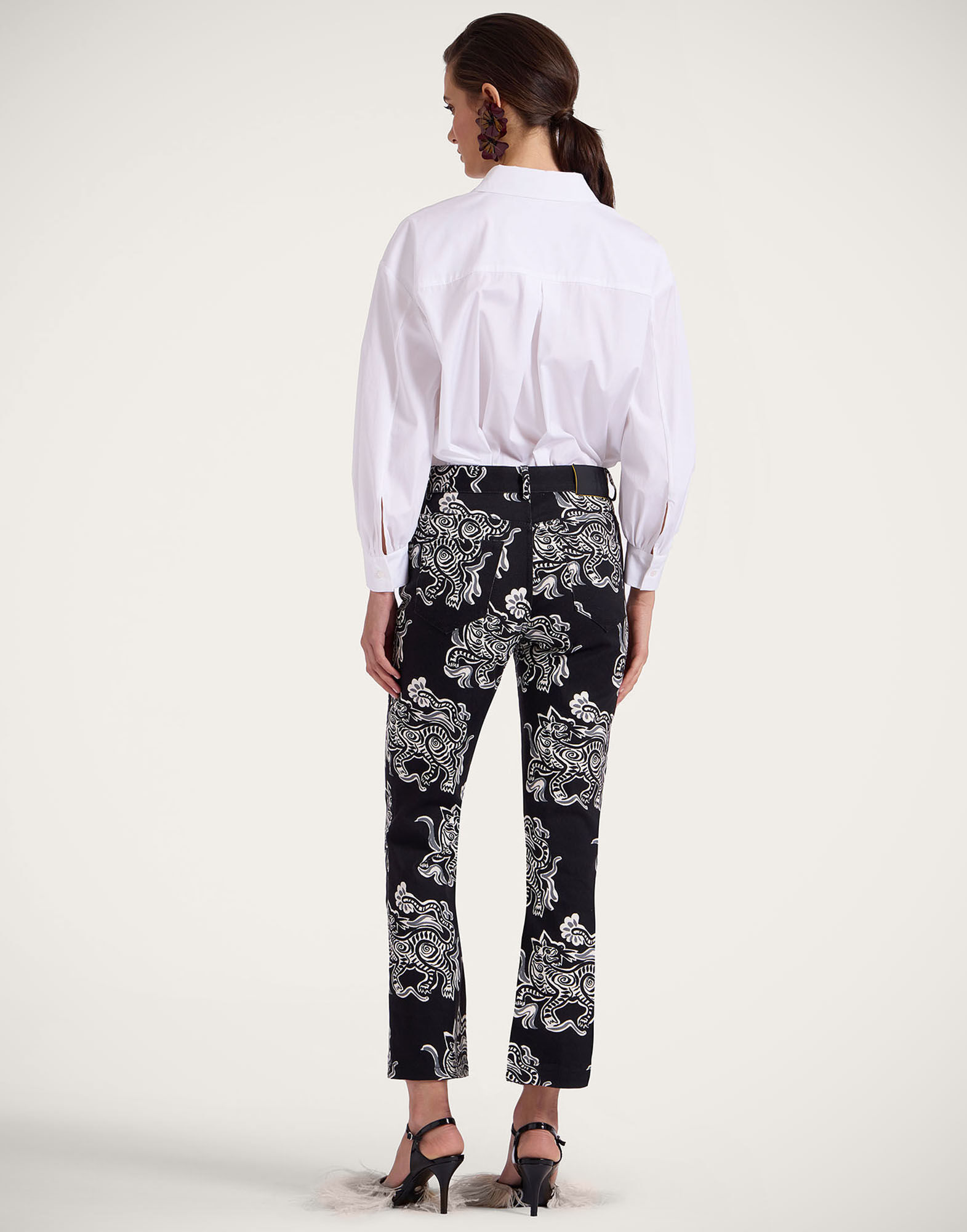 The Cropped Flare Jean La DoubleJ: Crazy Tigers Black & White TRO0158COT063