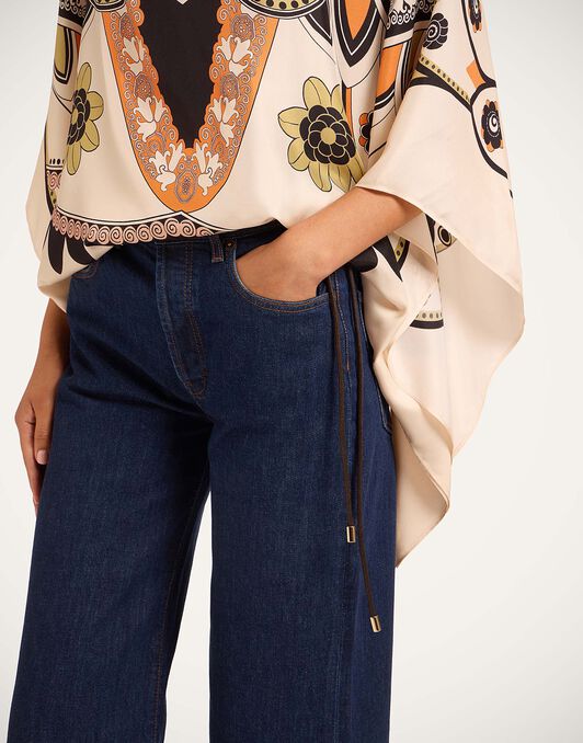 The Cropped Flare Jean La DoubleJ: Cocoon Placée Indigo The Cropped Flare Jean La DoubleJ: Cocoon Placée Indigo TRO0202DEN015