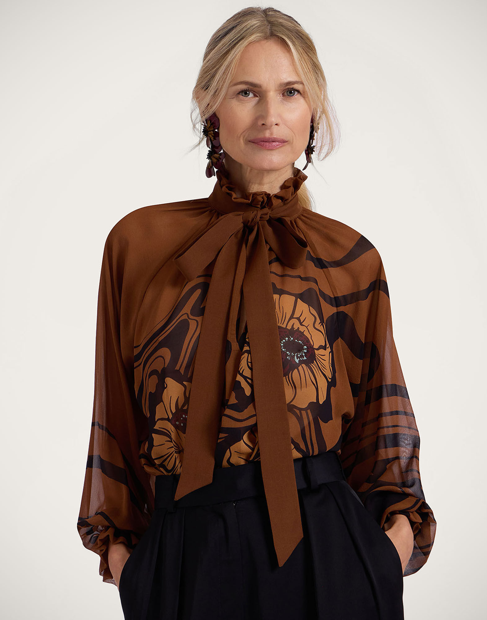 Cerere Blouse La DoubleJ: Big Blooms Placée Brown SHI0120SIL024